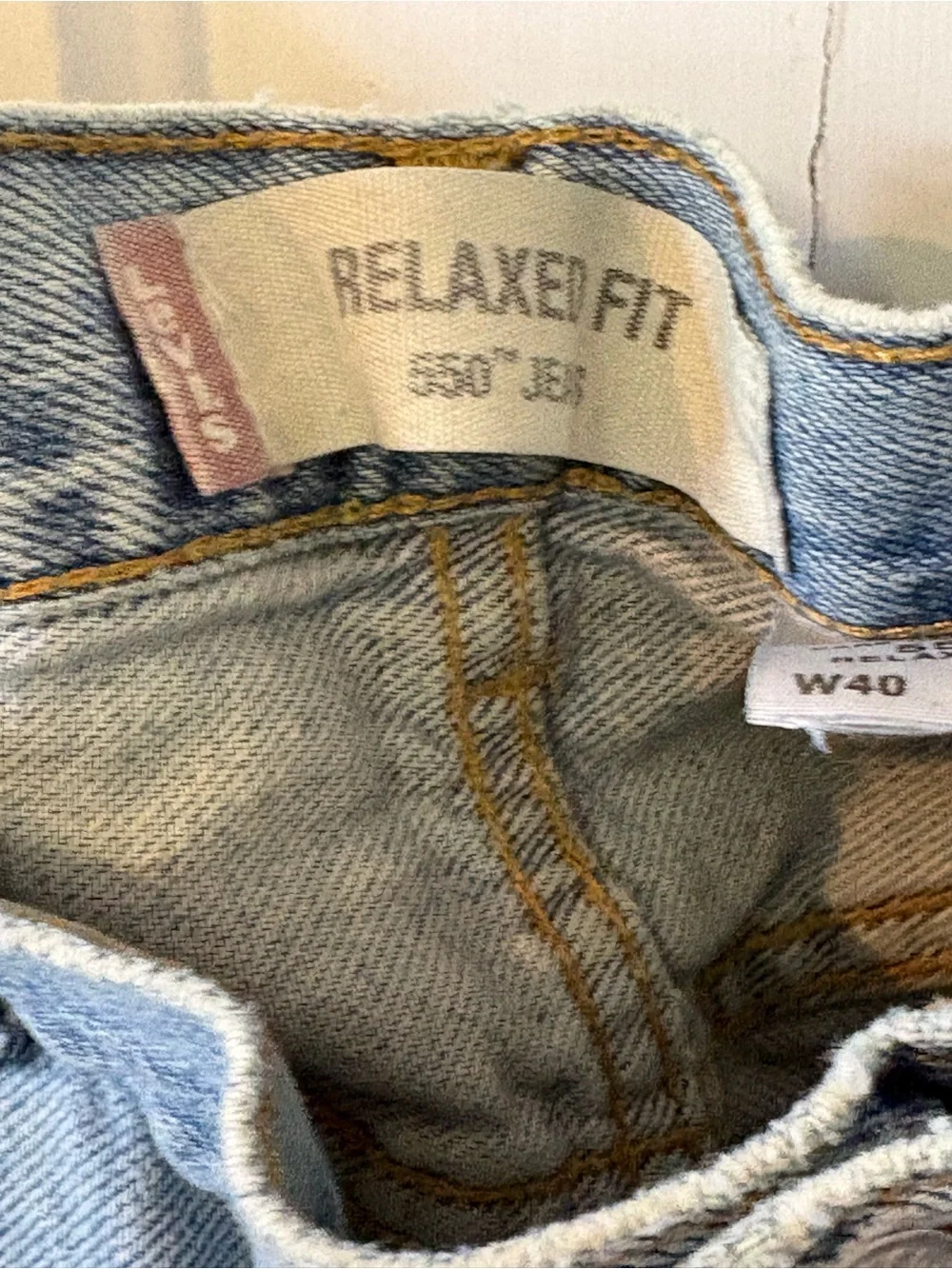 Levi's Light Blue Men's 550 Relaxed Jeans 40x32